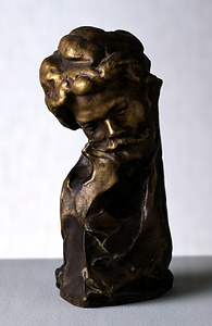 若き日の北村西望（胸像）