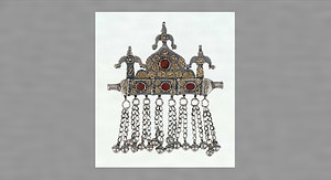 護符入れ（トゥマル）