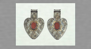 背飾り（アシク）