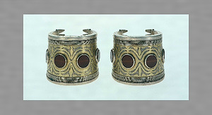 腕飾り（ビレジク）