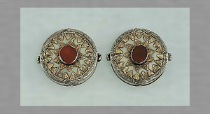 護符入れ（ボズベント）