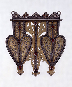 背飾り（ゴシャ・アシク）