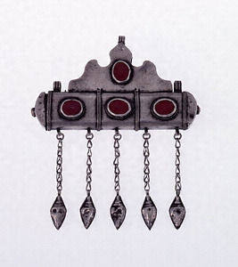 護符入れ（トゥマル）