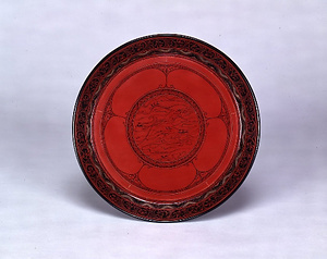 線のすさび鳥と波文香盆