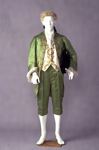 仮装舞踏服（ファンシーボール）