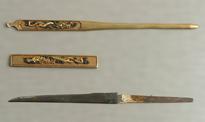 色絵雲龍図小柄、笄