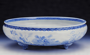 染付金魚文三足鉢