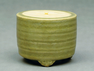 青磁三足付香炉