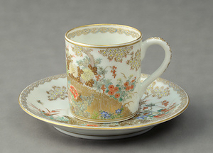 色絵草花文コーヒー碗