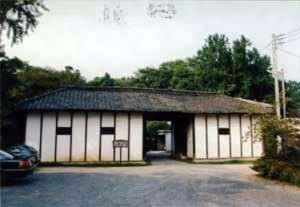 光恩寺長屋門