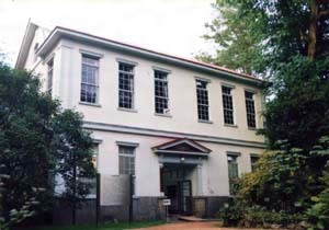 北海道大学附属植物園庁舎（旧札幌農学校動植物学教室）