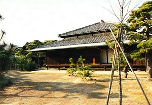 野﨑家別邸たい暇堂主屋