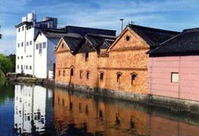 鶴味噌並倉南棟