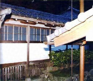 西教寺内司課渡廊下