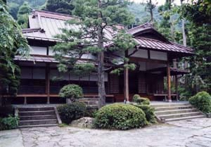 正眼寺本堂（旧今村繁三別荘）