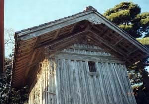 上野家住宅板倉