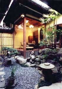 ぜいたく豆本舗本店旧応接室