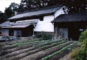 楠森河北家住宅材木小屋