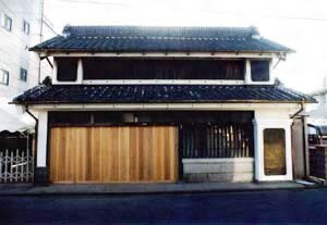 旧小川忠次郎商店店舗及び主屋