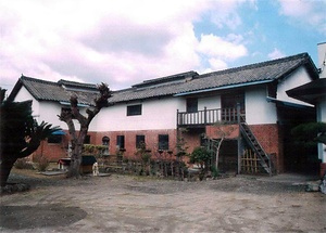 船本家牧舎（旧富田畜産部牧舎）