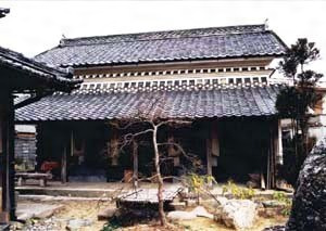 濱田典彌家住宅土蔵