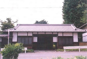 所沢郷土美術館長屋門