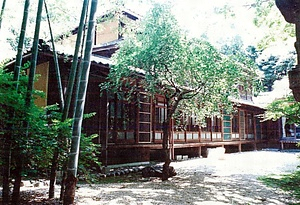 龍影閣（旧名古屋博物館品評所）