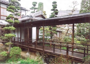 花屋ホテル東渡廊下