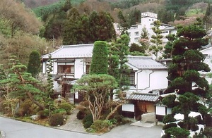 花屋ホテル表棟