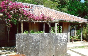 琉球村旧比嘉家住宅主屋