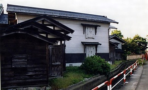 山内家住宅道具蔵