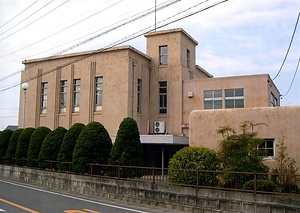 トヨテック本社社屋（旧豊川電話中継所本屋）