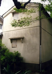 旧羽室家住宅土蔵