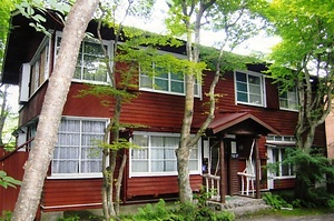 旧鈴木歯科診療所（片岡山荘）