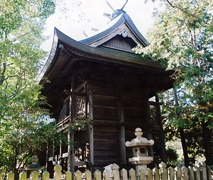 泊神社本殿