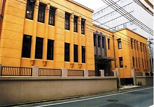 京都国際マンガミュージアム旧本館棟（旧京都市立龍池小学校本館）