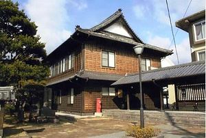 臼杵市立臼杵図書館荘田平五郎記念子ども図書館