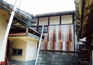 蔵元丸中醤油奥醸造蔵