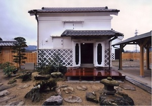 旧細川家住宅中蔵