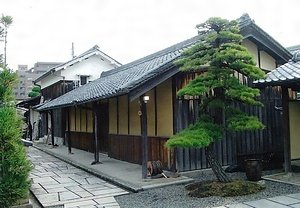芦田家住宅納屋