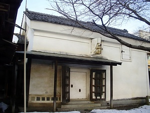 旧中村家住宅（旧所在　岩手県盛岡市南大通） 土蔵