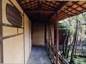 蘆花浅水荘 渡り廊下