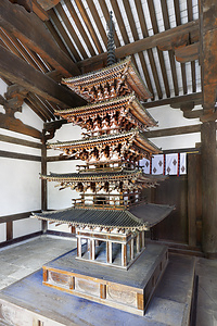 海竜王寺五重小塔
