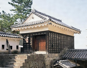 松山城 一ノ門南櫓