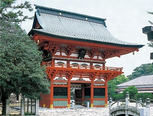 飯野八幡宮 楼門