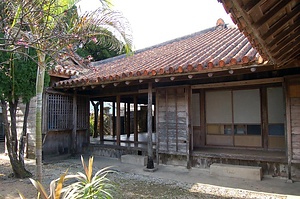 津嘉山酒造所施設 主屋