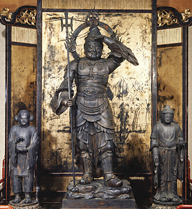 木造毘沙門天及〈吉祥天／善膩師童子〉立像〈／（本堂安置）〉