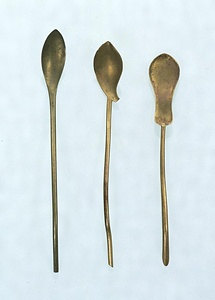 金銅匙〈／（法隆寺献納）〉