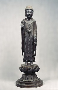 木造釈迦如来立像