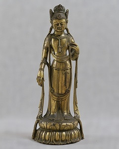 銅造観音菩薩立像（法隆寺献納）